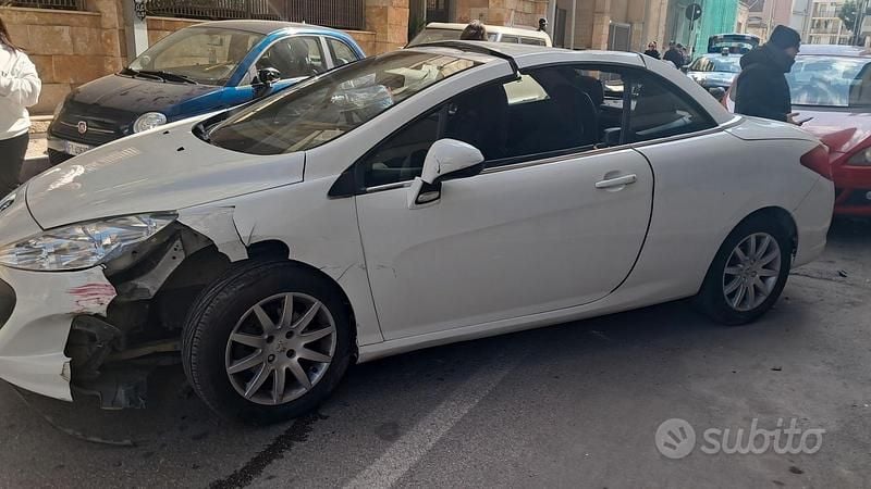 Gebraucht Peugeot 308 CC 2010 Weiß Cabrio