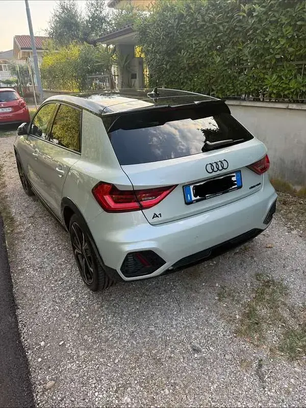 Usata Audi A1 Ambiente 110 CV (80 kW) 2023 Beige SUV