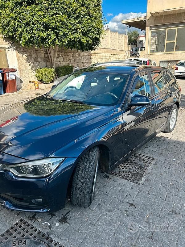Usata 2016 BMW 318 Station wagon | 11.300 € - Immagine 1/4