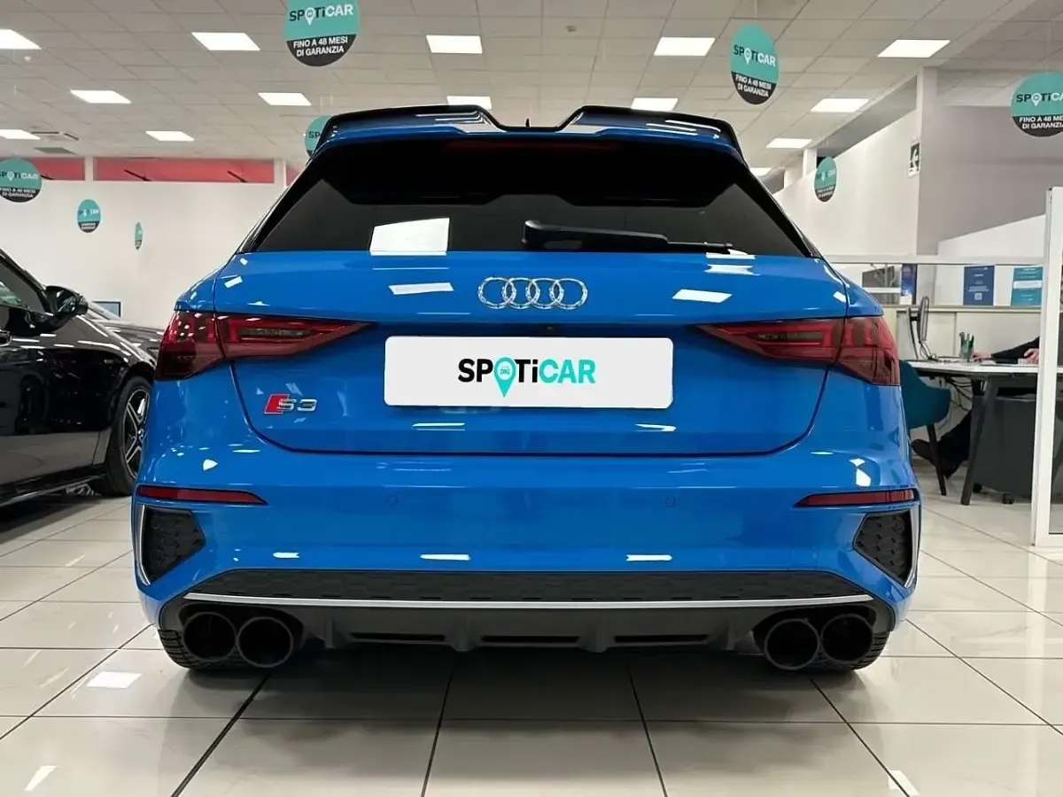 Usata Audi S3 Ambiente 310 CV (228 kW) 2022 Blu/azzurro Berlina