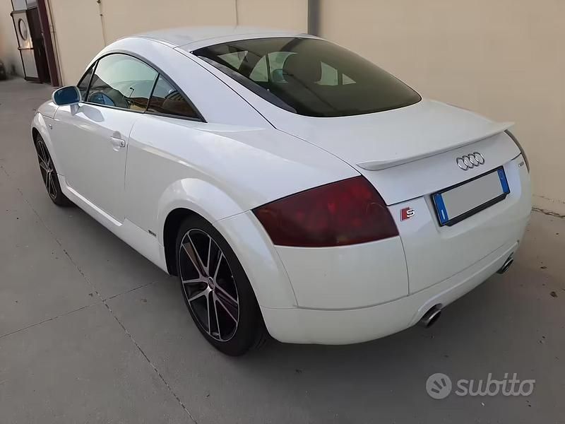 Second-hand Audi TT 225 CP (165 kW) 1999 Alb Coupe