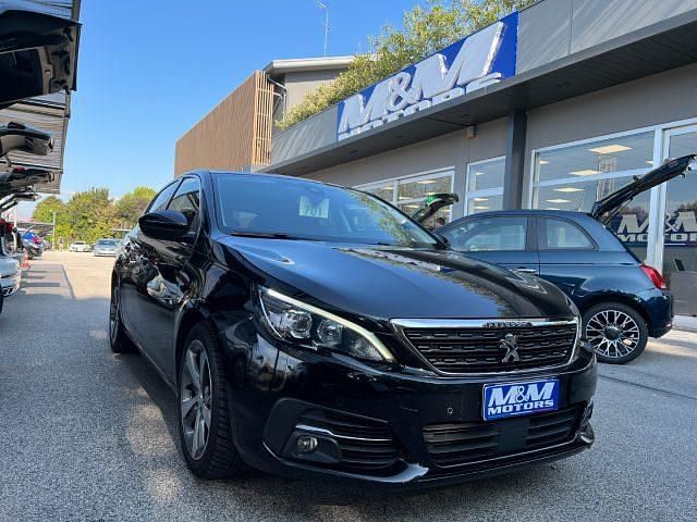 Usata Peugeot 308 Allure 131 CV (96 kW) 2018 Nero Berlina