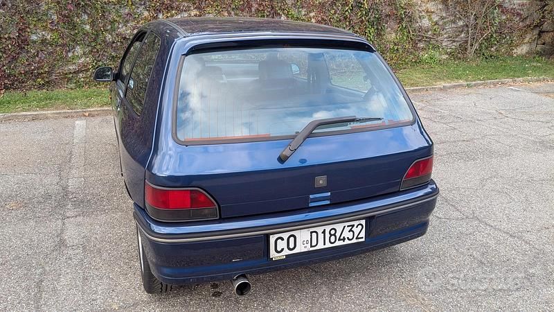 Usata Renault Clio 135 CV (99 kW) 1993 Blu Berlina