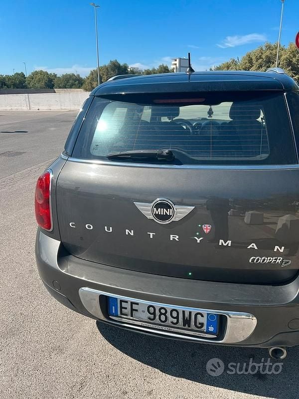 Usata Mini Cooper Countryman 111 CV (81 kW) 2011 Marrone SUV