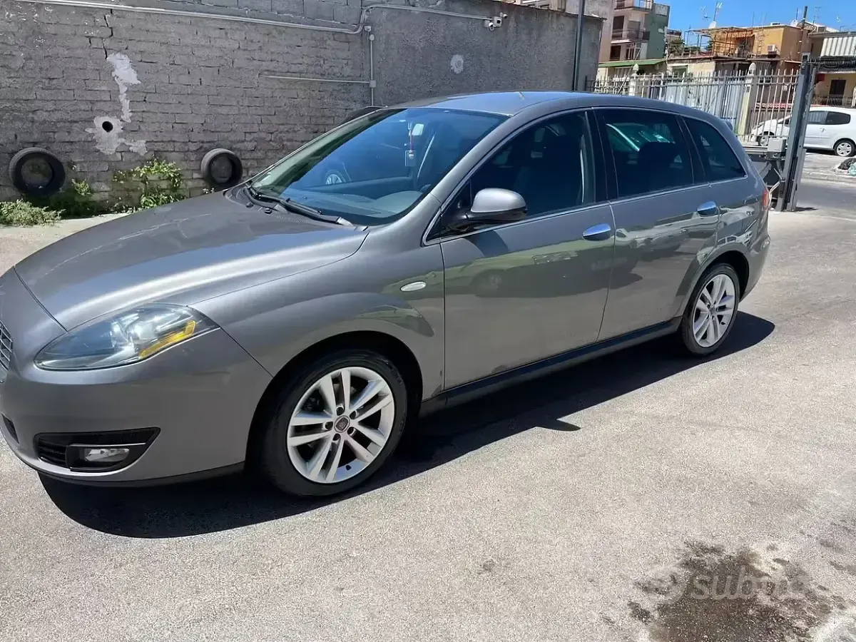Usata Fiat Croma Active 120 CV (88 kW) 2009 Grigio Station wagon