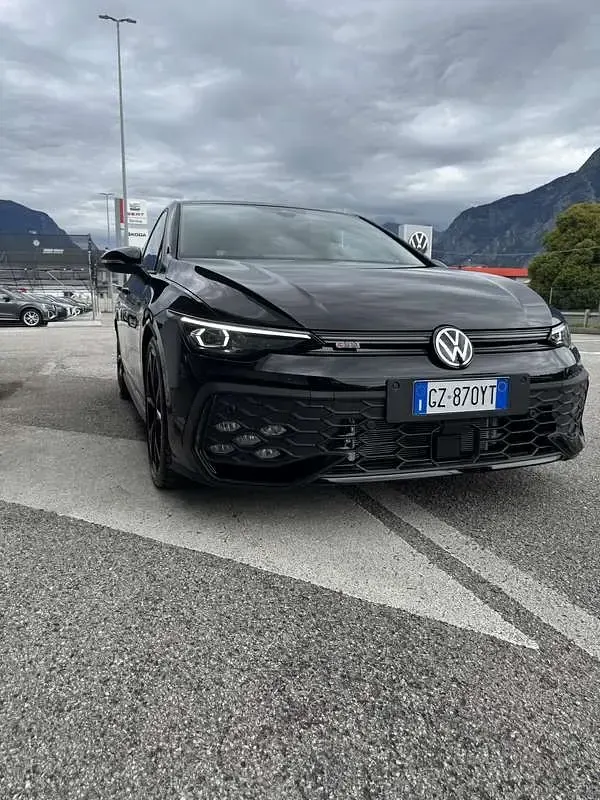 Usata VW Golf VIII GTI 265 CV (194 kW) 2025 Berlina