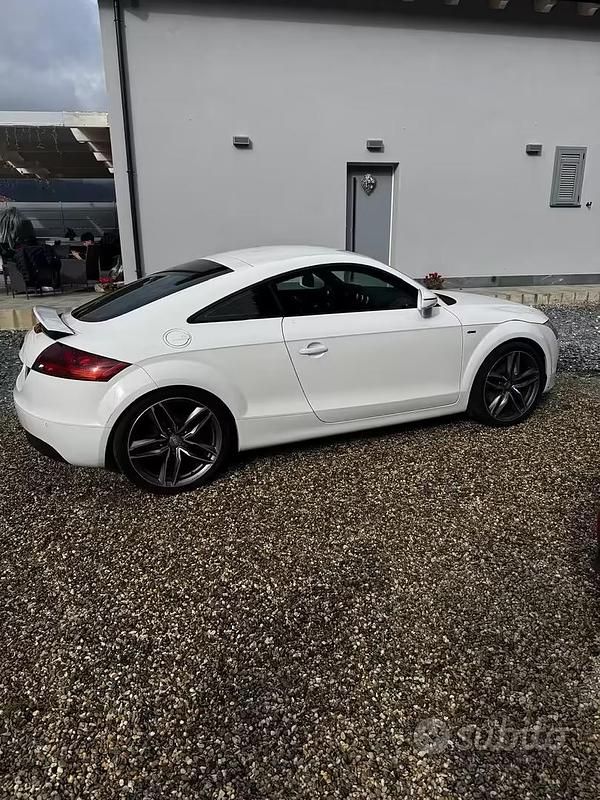 Second-hand Audi TT Advanced Plus 200 CP (147 kW) 2008 Alb Coupe