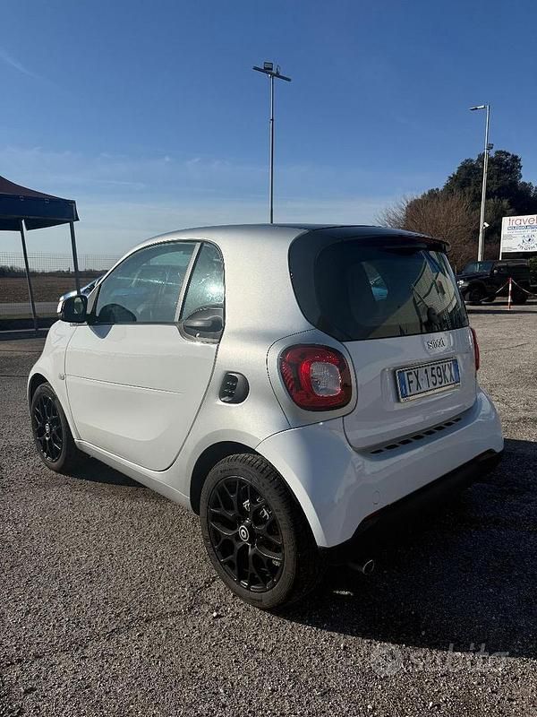 Usata Smart ForTwo Coupé 90 CV (66 kW) 2019 Bianco Coupé
