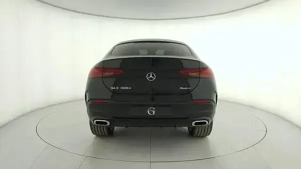 Nuova Mercedes GLE300 269 CV (197 kW) 2026 Nero SUV