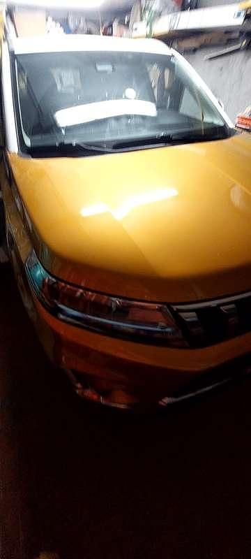 Usata Suzuki Vitara Cool 129 CV (94 kW) 2021 Oro SUV