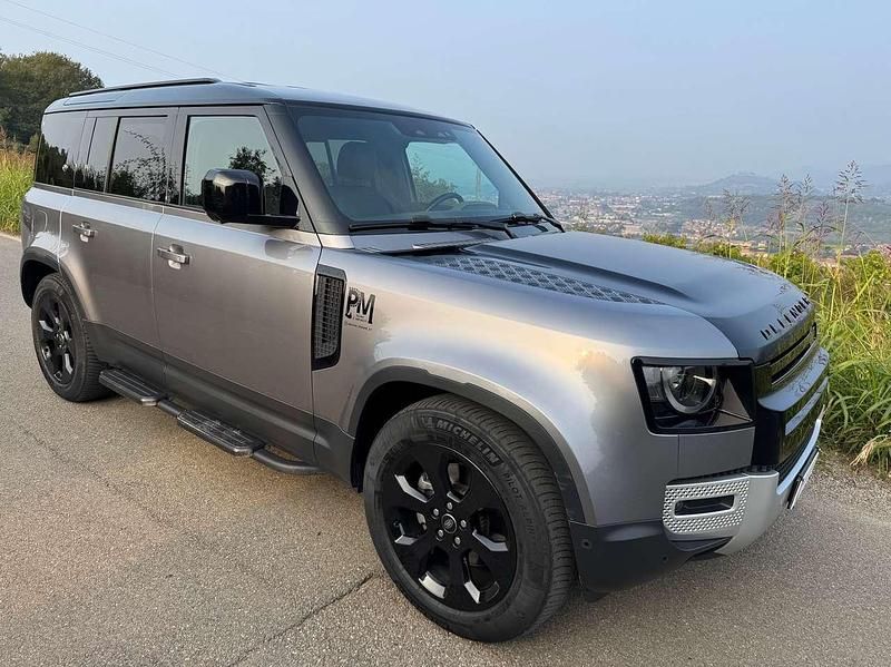 Usata Land Rover Defender SE 249 CV (183 kW) 2023 Eiger grey SUV