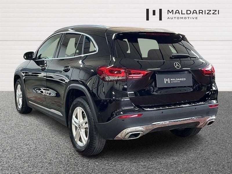 Usata Mercedes GLA250 160 CV (117 kW) 2023 Nero SUV