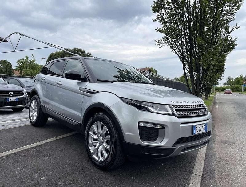 Usata Land Rover Range Rover evoque SE Dynamic 150 CV (110 kW) 2017 Argento SUV