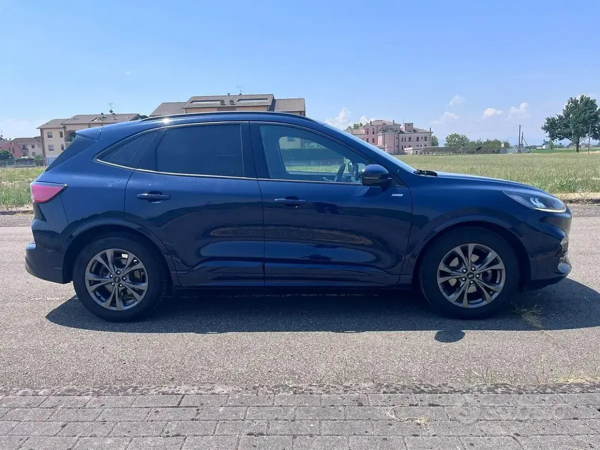 Usata Ford Kuga ST-Line 120 CV (88 kW) 2023 SUV