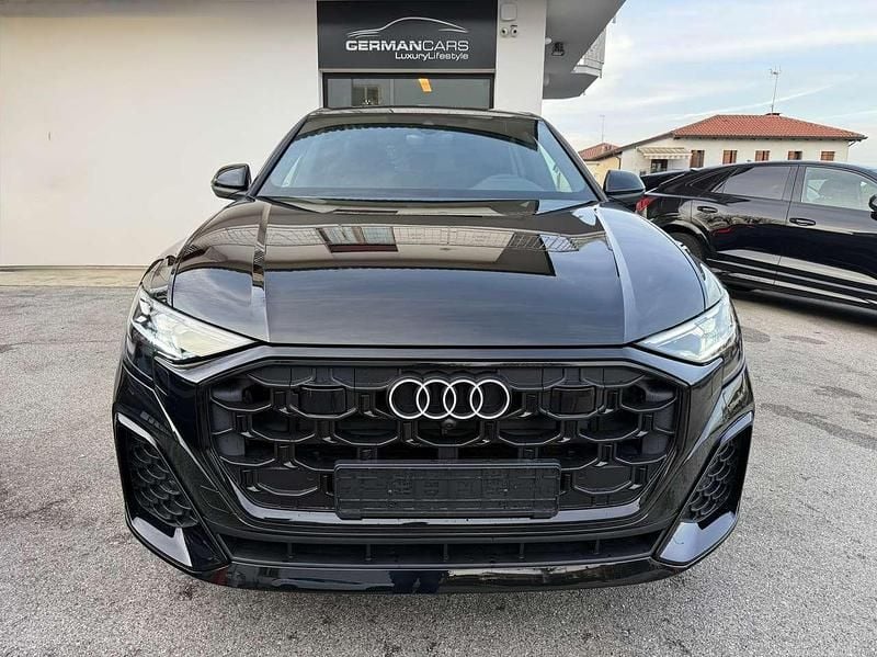 Nero Nuova 2025 Audi Q8 S-Line SUV | 98.000 € (Molto cara) - Immagine 1/4