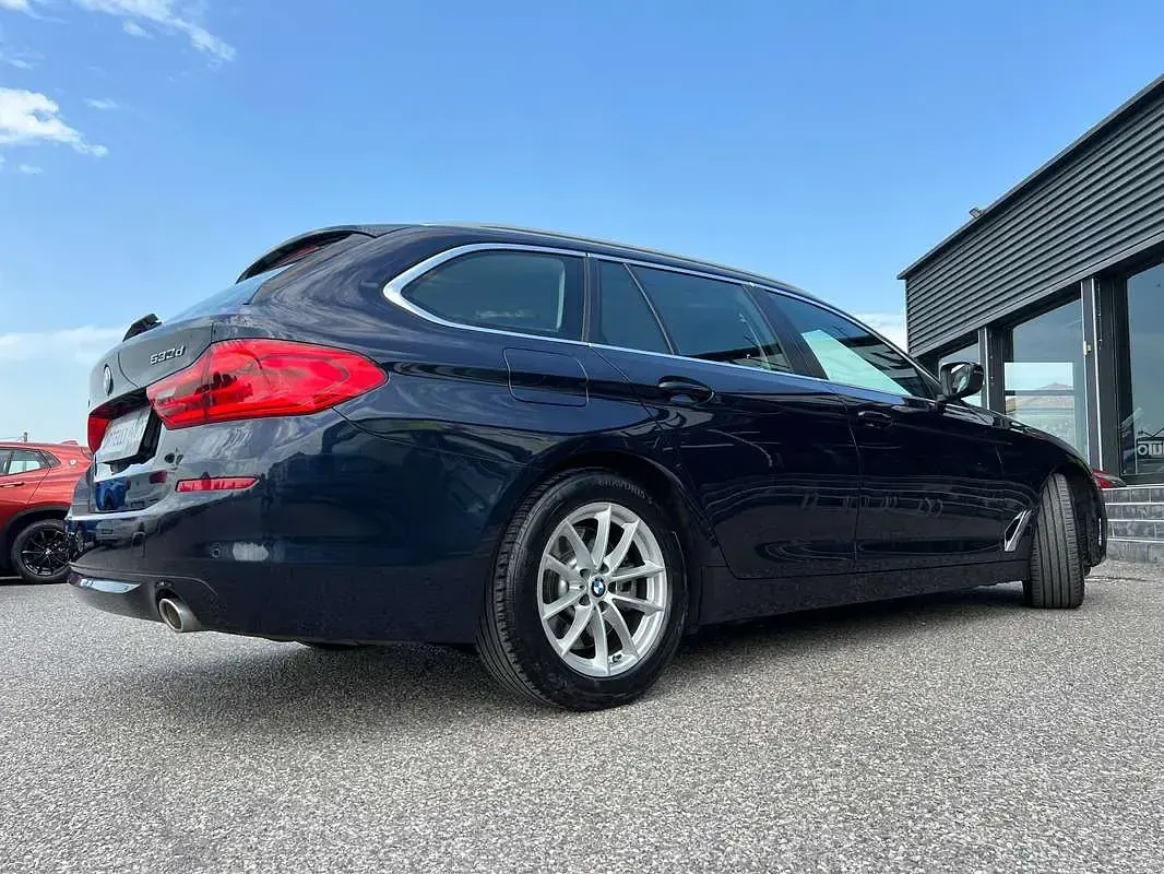 Usata BMW 530 265 CV (194 kW) 2018 Blu/azzurro Station wagon
