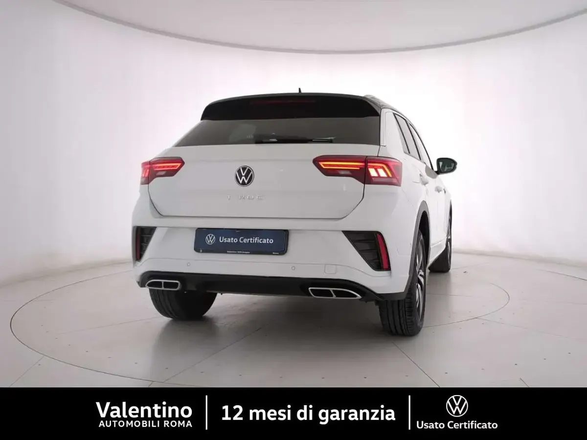 Usata VW T-Roc R-line 150 CV (110 kW) 2024 Bianco SUV