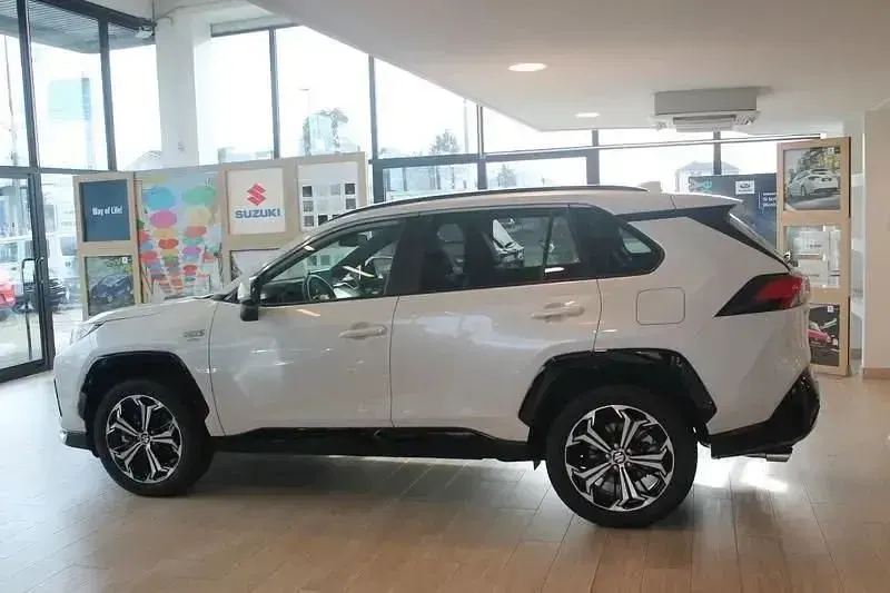 Usata Suzuki Across 306 CV (225 kW) 2024 Bianco SUV