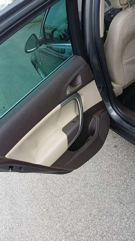 Usata Opel Insignia 160 CV (117 kW) 2009 Grigio Station wagon