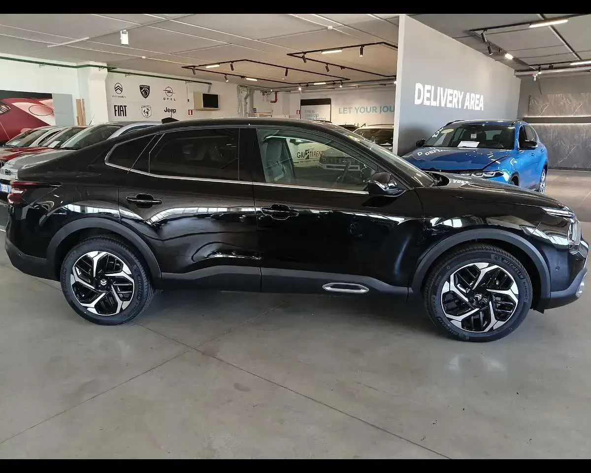 Nuova Citroën C4 PureTech 131 CV (96 kW) 2025 Pearl black SUV