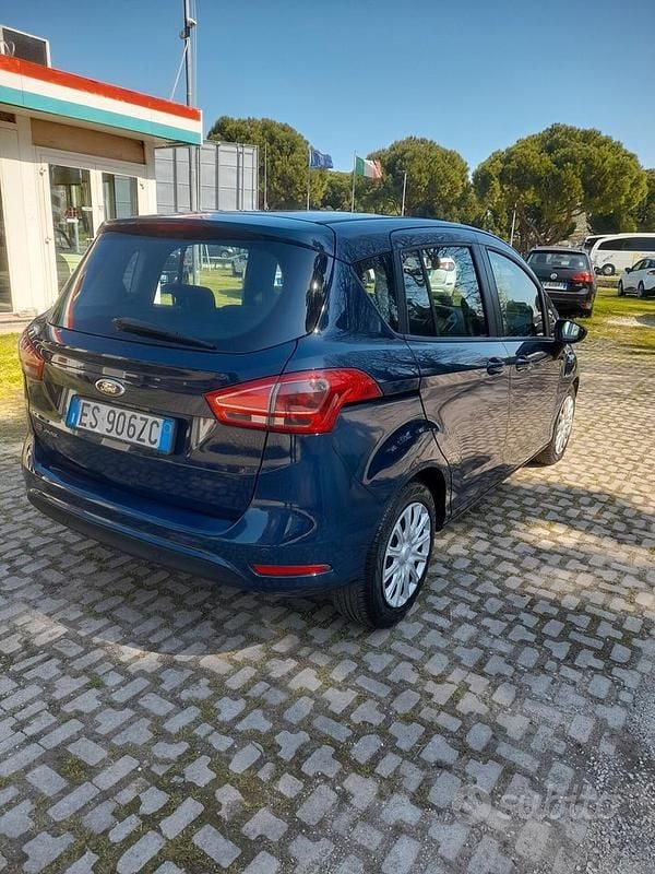 Usata Ford B-MAX Titanium 75 CV (55 kW) 2014 Blu Monovolume