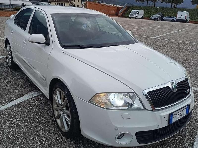 Usata Skoda Octavia RS 170 CV (125 kW) 2008 Bianco Berlina