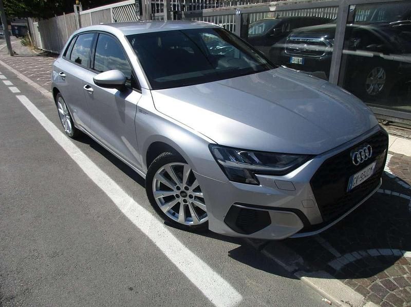 Brugt Audi A3 Business 116 HK (85 kW) 2022 Sølv Sedan