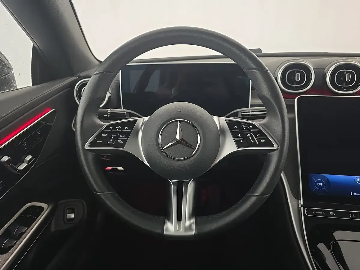 Usata Mercedes CLE220 Advanced 197 CV (144 kW) 2025 Nero Cabrio