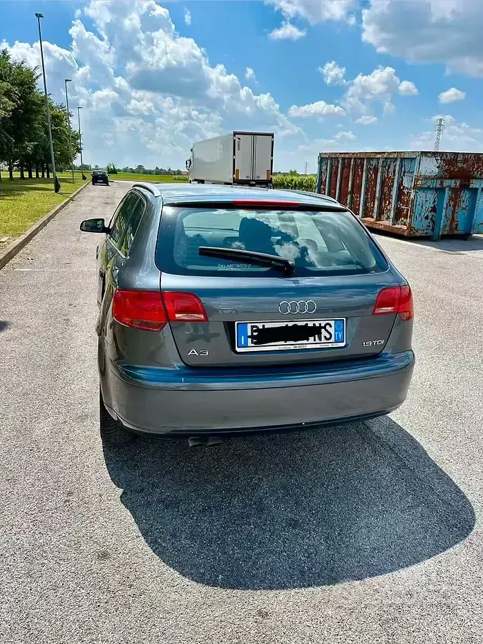 Occasion Audi A3 105 ch (77 kW) 2007 Gris Citadine