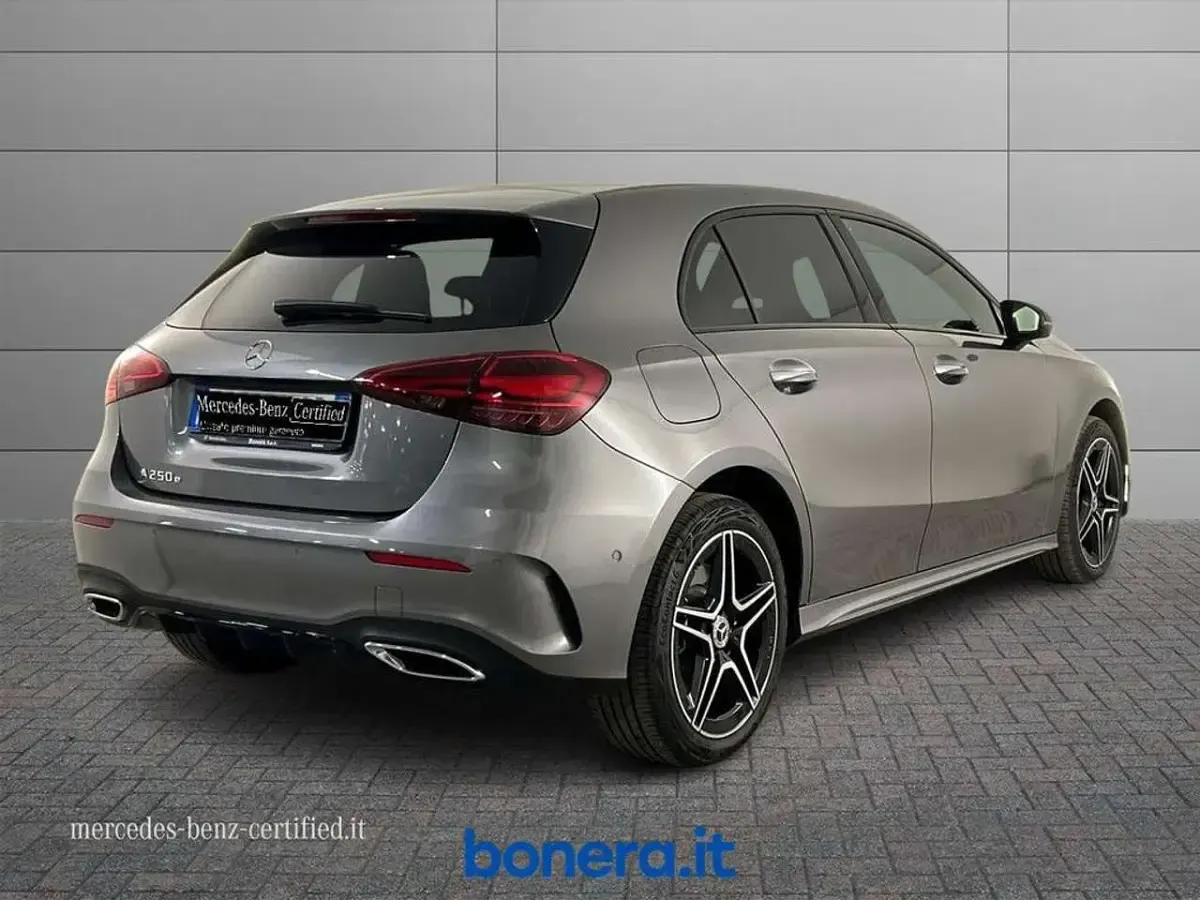 Usata Mercedes A250 Advanced Plus 218 CV (160 kW) 2025 Grigio Berlina