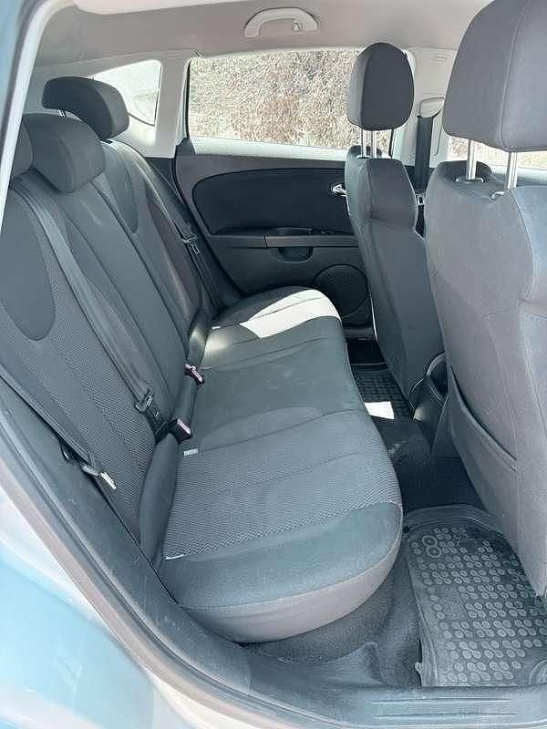 Usata 2008 Seat Leon Stylance Tre volumi | 4000 € (Buon prezzo) - Immagine 1/4