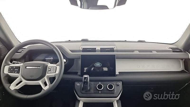Usata Land Rover Defender S 200 CV (147 kW) 2025 Blu/azzurro SUV