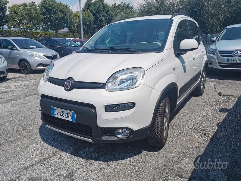 Usata Fiat Panda 4x4 S 85 CV (62 kW) 2014 Bianco Utilitaria