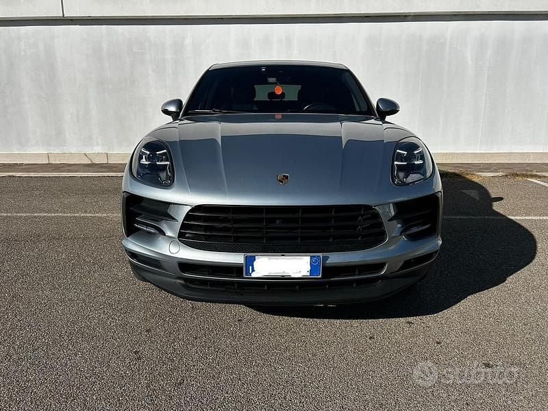 Usata Porsche Macan 245 CV (180 kW) 2019 Grigio SUV