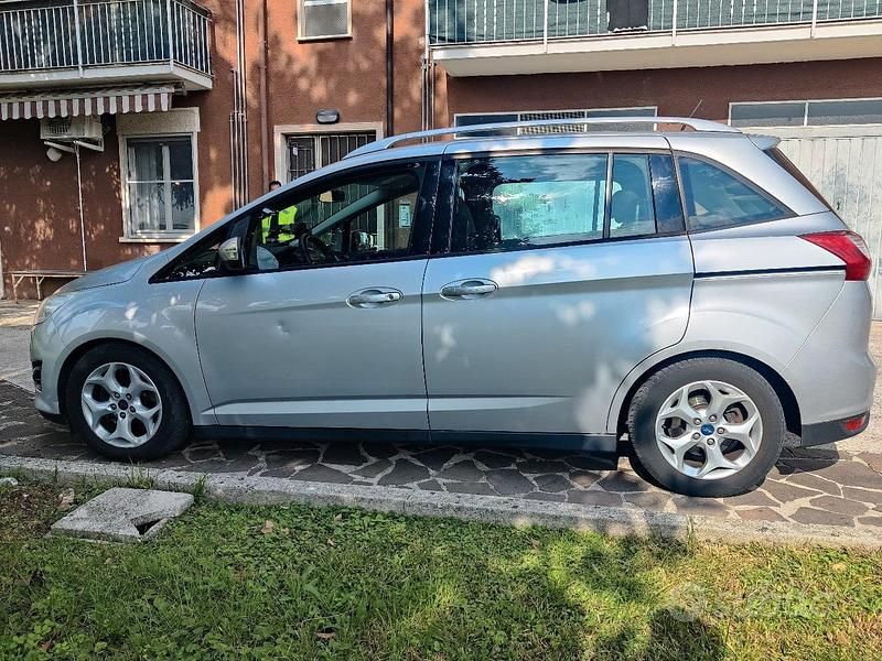 Usata Ford C-MAX 2012 Grigio Monovolume