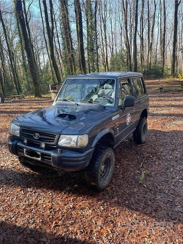 Usata Hyundai Galloper 100 CV (73 kW) 2000 Blu SUV