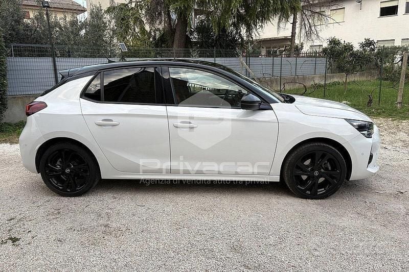 Usata Opel Corsa GS Line 101 CV (74 kW) 2020 Bianco Utilitaria