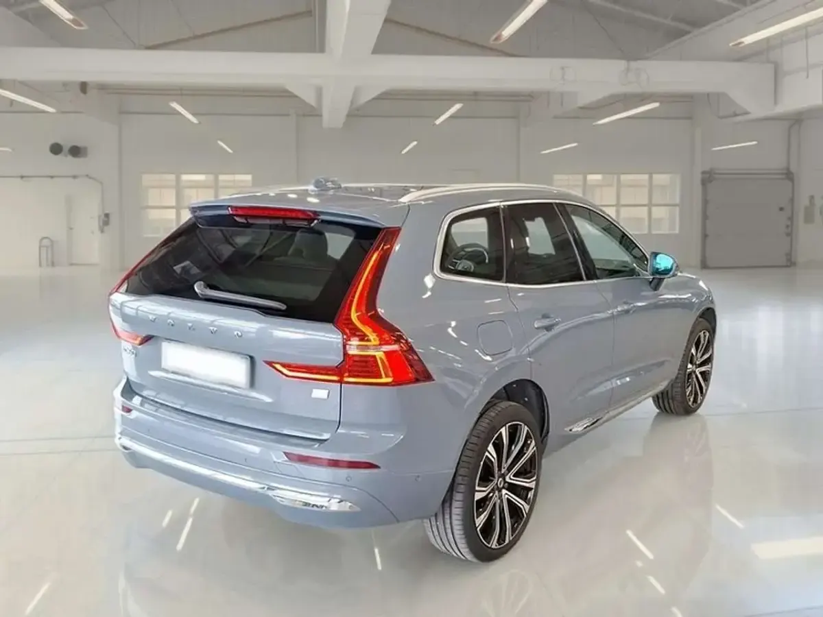 Usata Volvo XC60 253 CV (186 kW) 2021 Grigio SUV