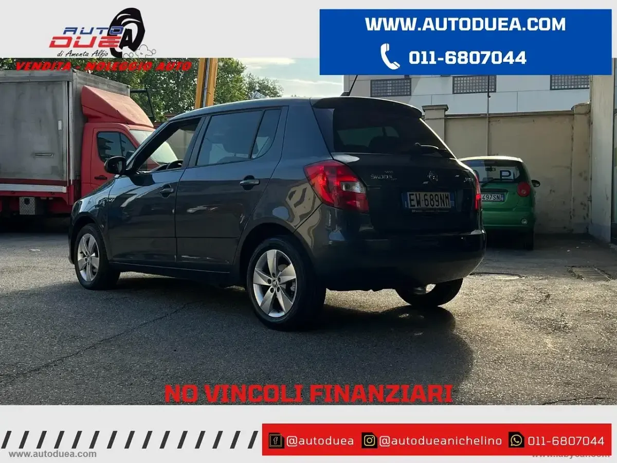 Usata Skoda Fabia 90 CV (66 kW) 2014 Grigio Berlina