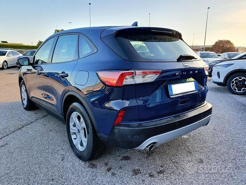 Usata Ford Kuga Business Edition 120 CV (88 kW) 2022 Blu scuro SUV
