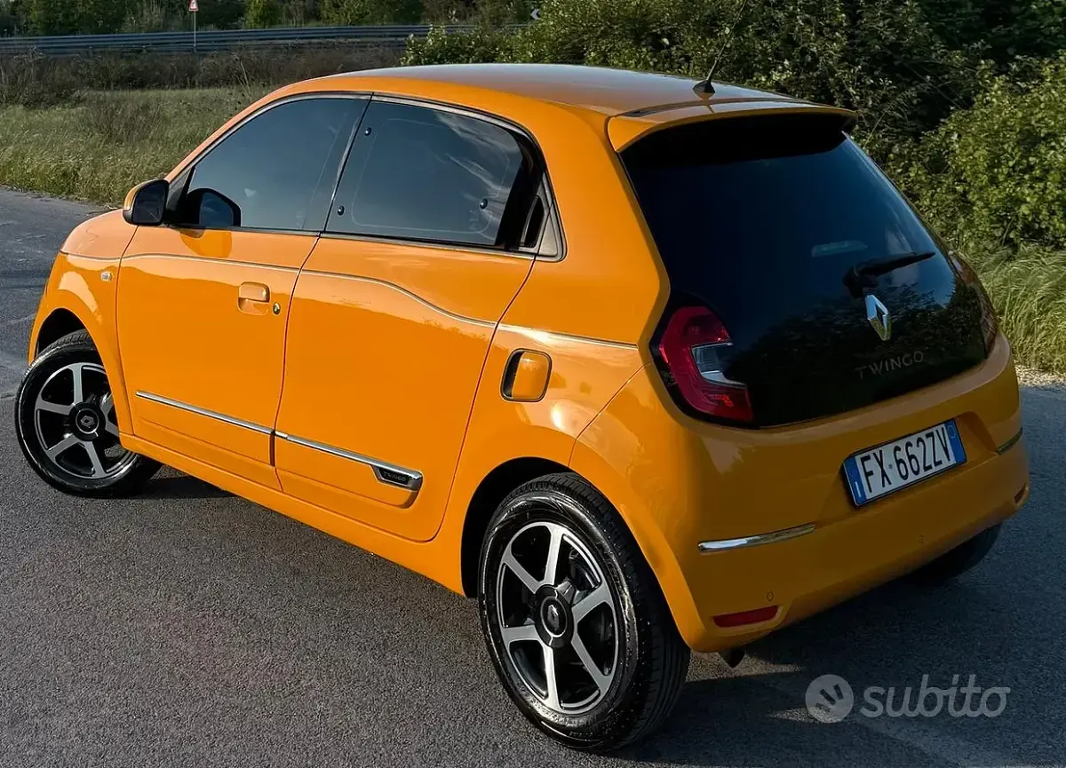 Usata Renault Twingo 92 CV (67 kW) 2019 Utilitaria