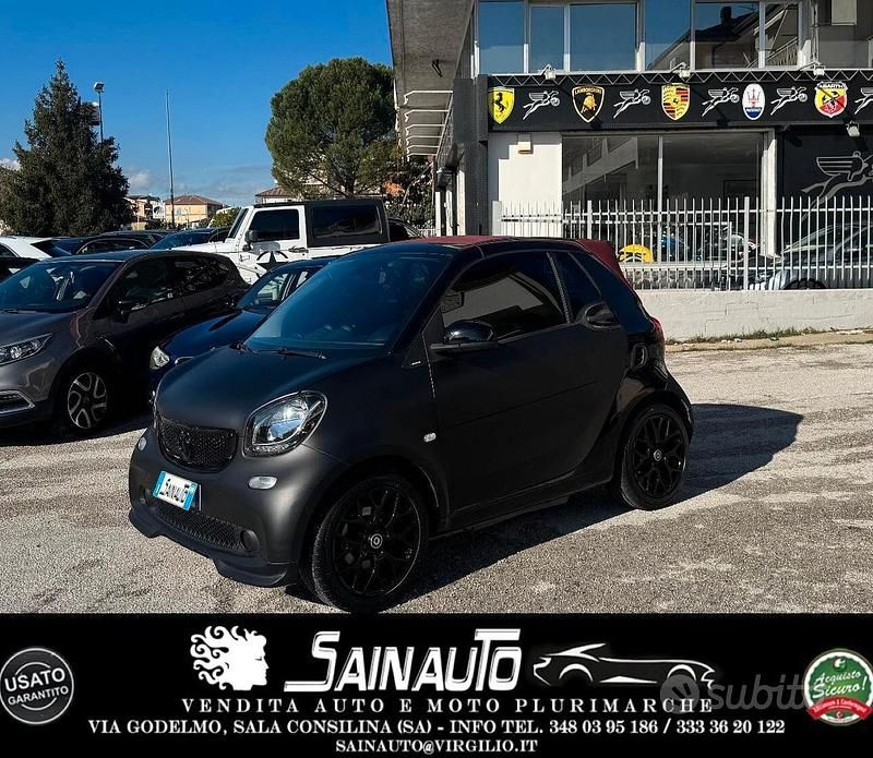 Nero Usata 2017 Smart ForTwo Cabrio Cabrio | 10.500 € (Ottimo prezzo) - Immagine 1/4