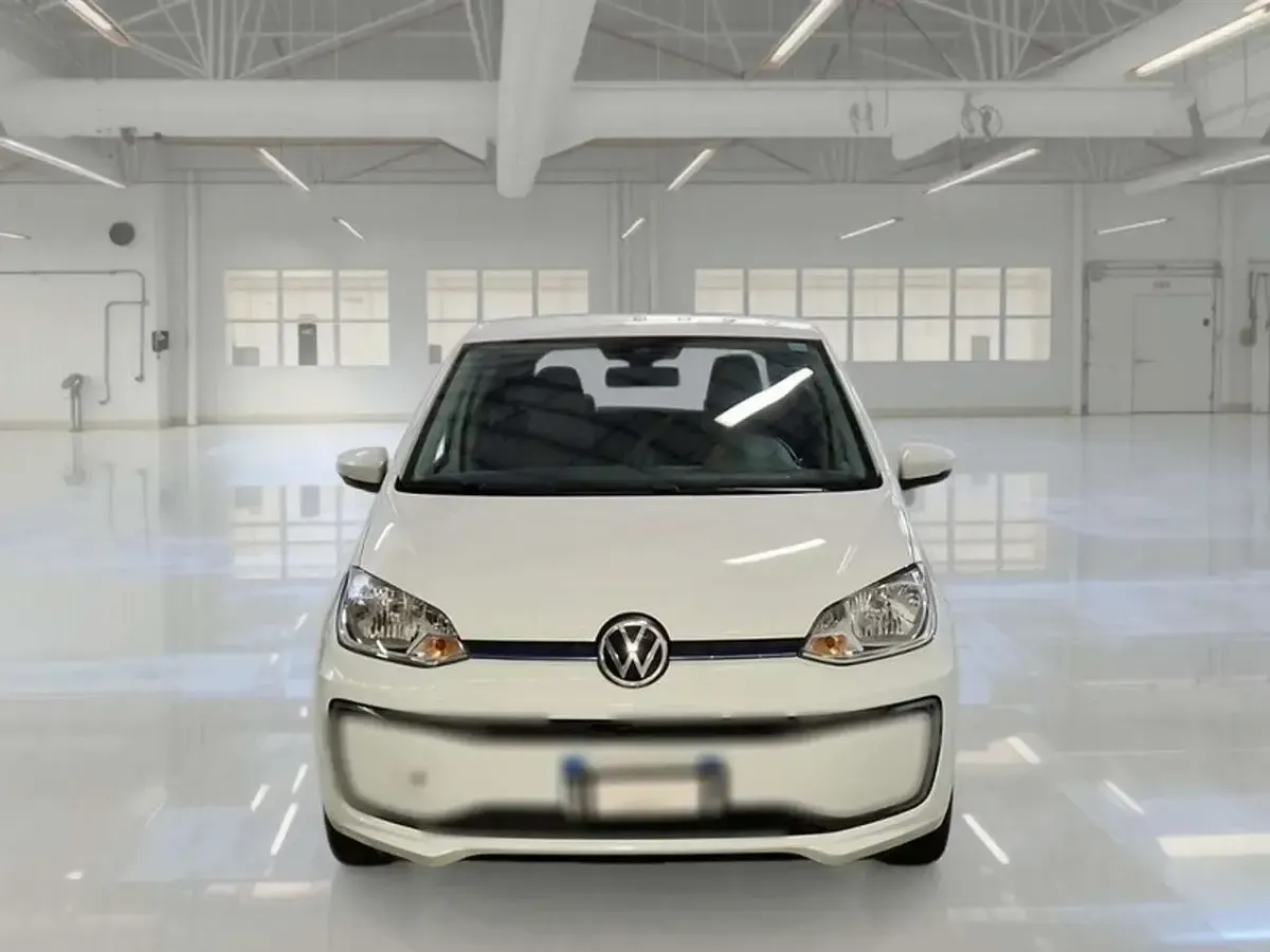 Usata VW e-up! 61 kW (83 CV) 2021 Bianco Utilitaria