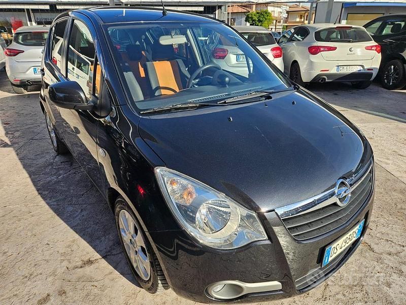 Usata Opel Agila Enjoy 86 CV (63 kW) 2008 Nero pastello Utilitaria