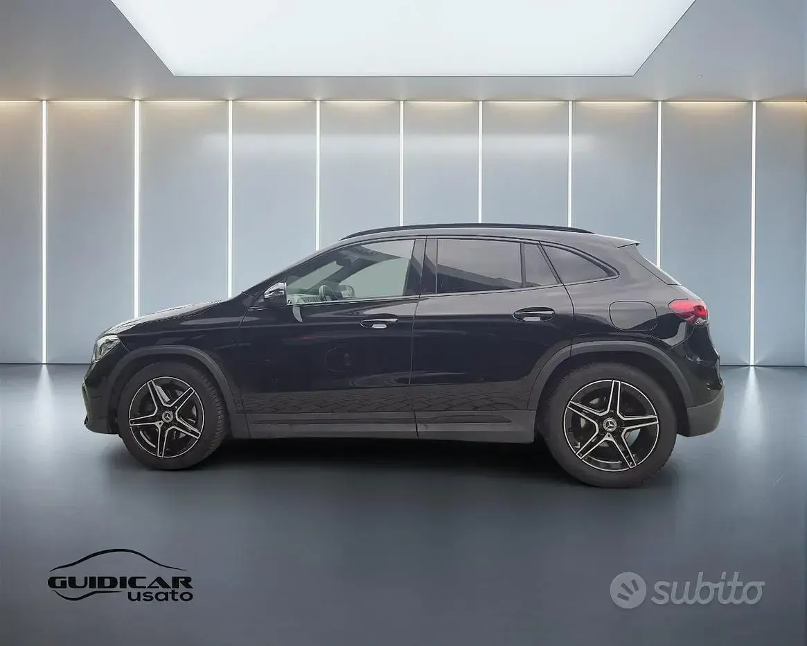 Usata Mercedes GLA200 Premium 150 CV (110 kW) 2023 Nero SUV