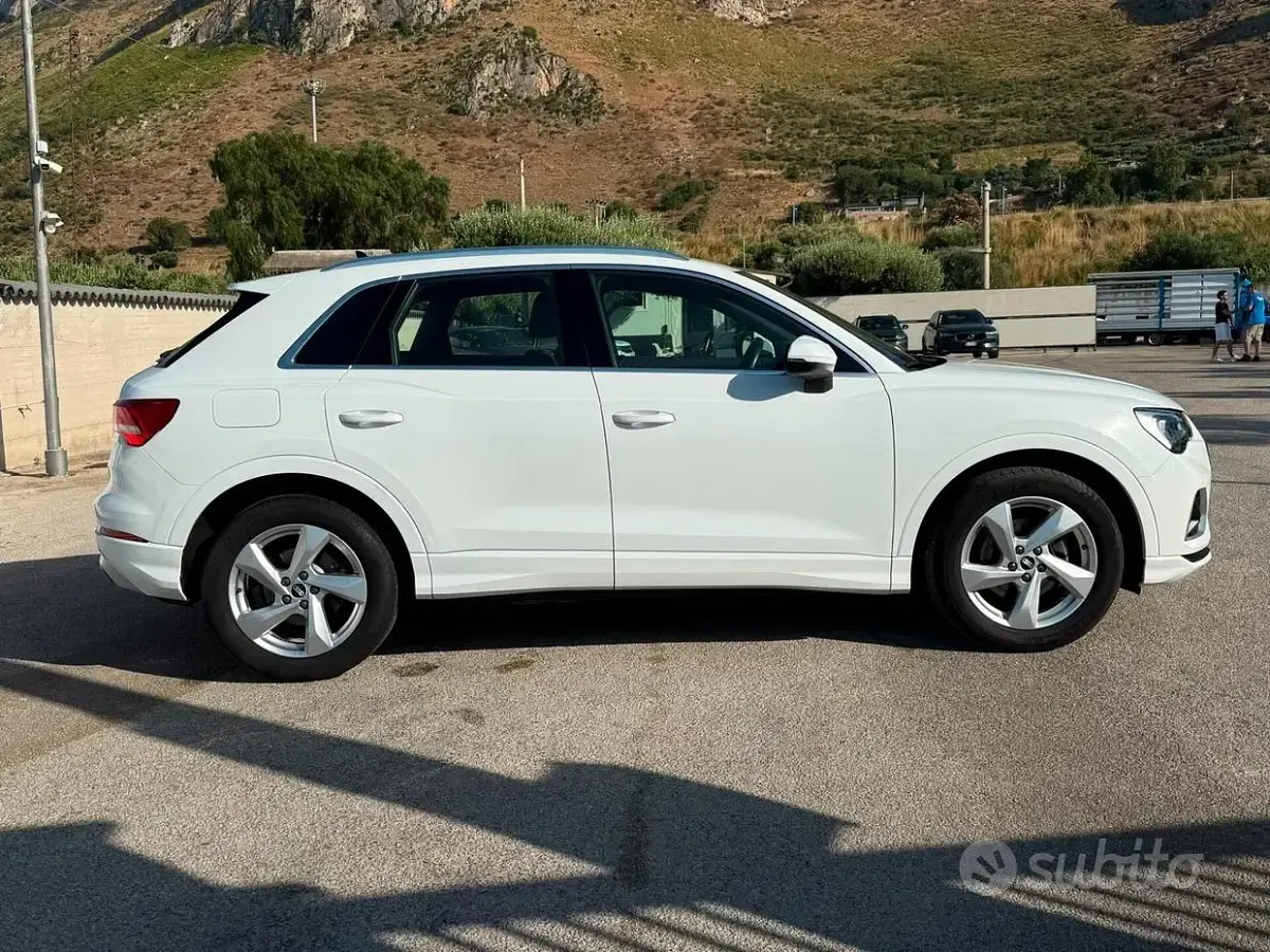 Usata Audi Q3 Advanced 150 CV (110 kW) 2021 Bianco SUV