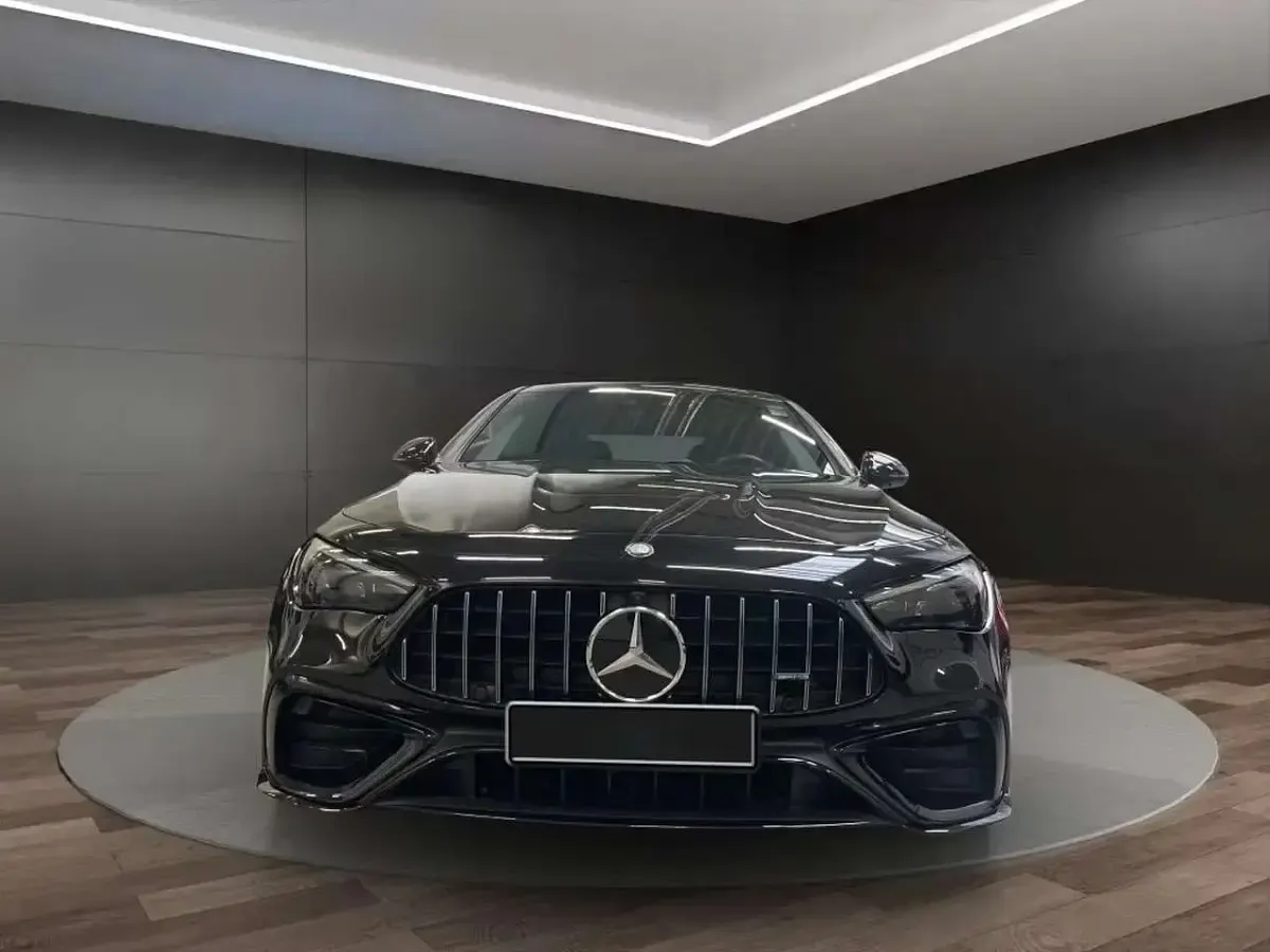 Usata Mercedes CLE53 AMG AMG 449 CV (330 kW) 2025 Metallicalacca obsidian nero Coupé