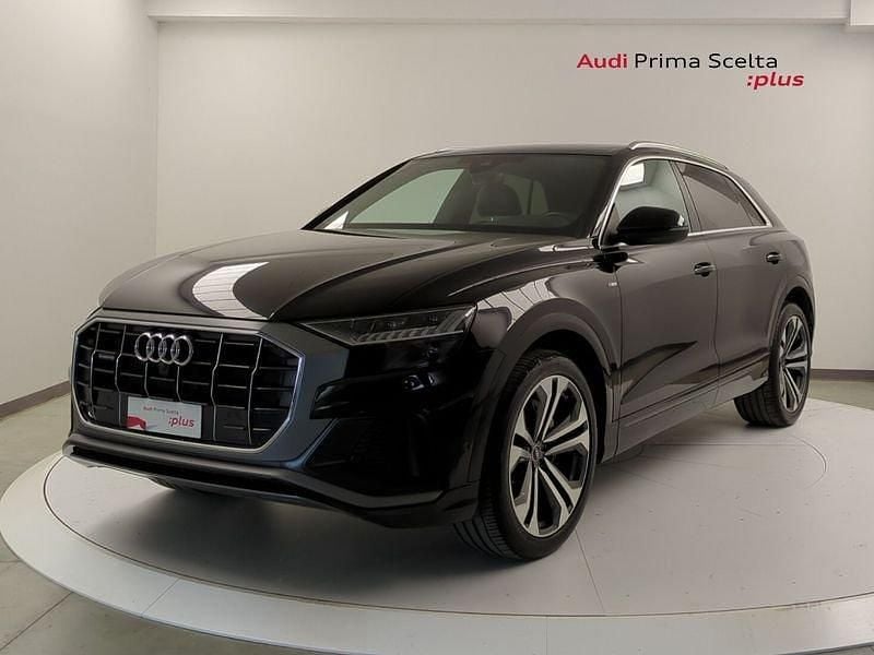 Usado Audi Q8 Sport 286 CV (210 kW) 2022 Negro SUV