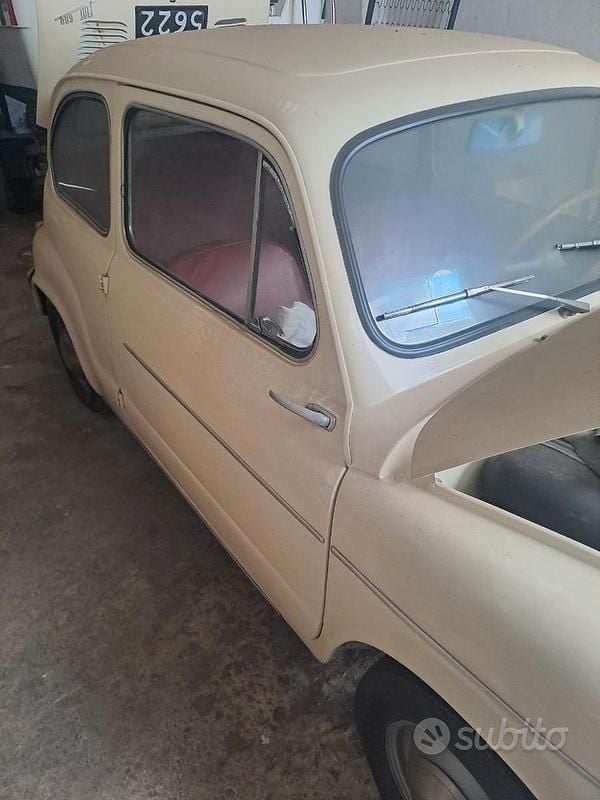 Usata Fiat 600 1960 Bianco Utilitaria