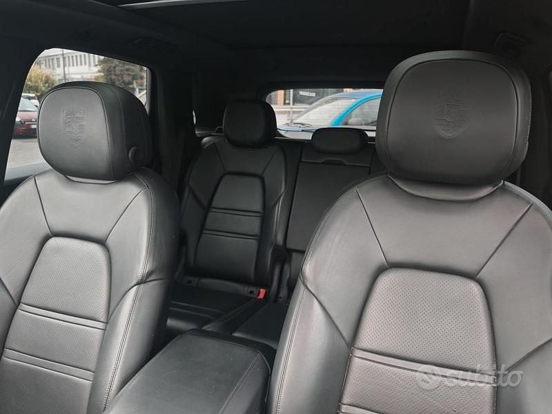 Usata Porsche Cayenne 340 CV (250 kW) 2019 Nero SUV